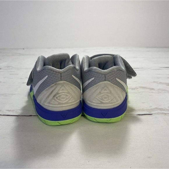 Nike Kyrie 5 Sneaker Shoe Toddler Boy Size 5C Gray Green Blue Red Aq2459-099 - Picture 4 of 9